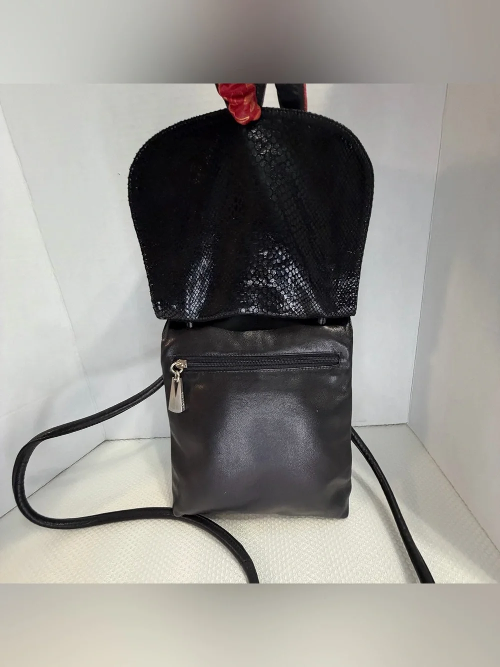 Y2K Liza Ganz New York Black Leather Crossbody Purse